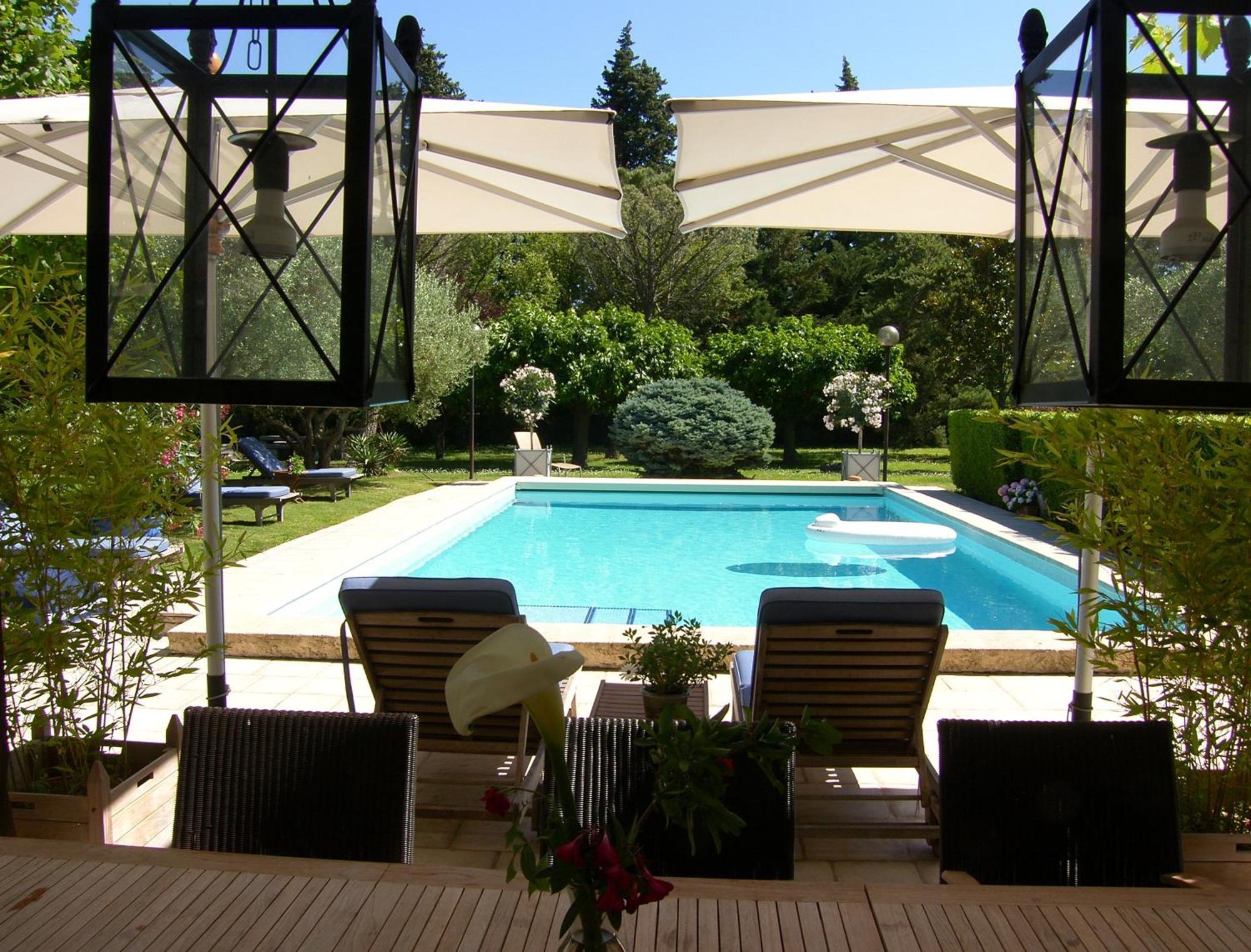 Villa Mas St Jean B&B Noves Exterior photo