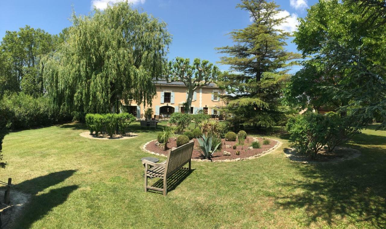 Villa Mas St Jean B&B Noves Exterior photo