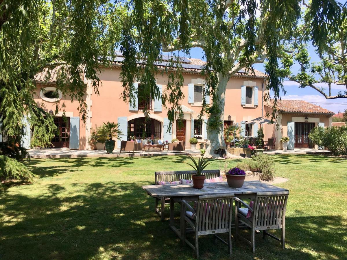Villa Mas St Jean B&B Noves Exterior photo